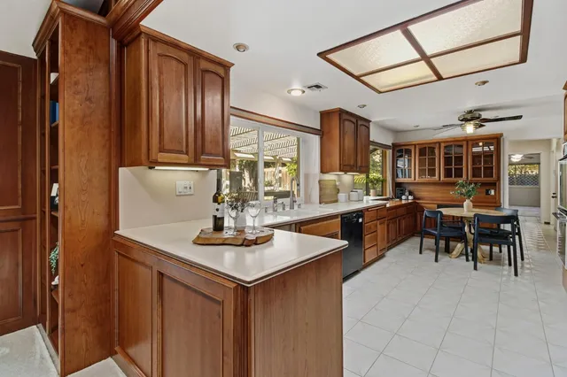 $1,100,000 | 4615 American River Drive, Sacramento, CA 95864