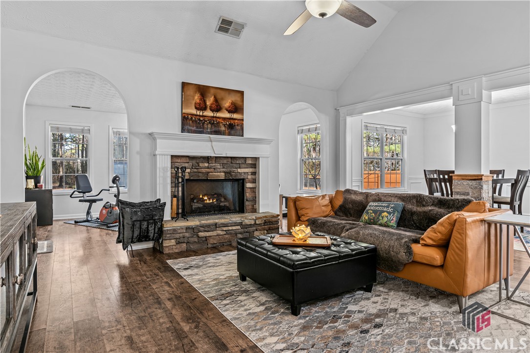 2112 Raegan Court Monroe, GA 30655 - Photo 7 of 40
