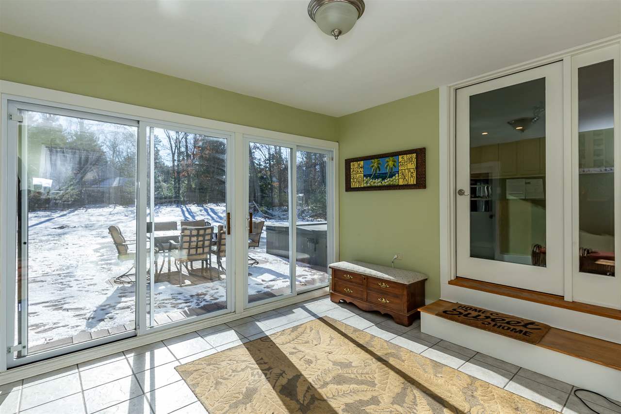 67 Stearns Road Amherst, NH 03031 - Photo 4 of 24