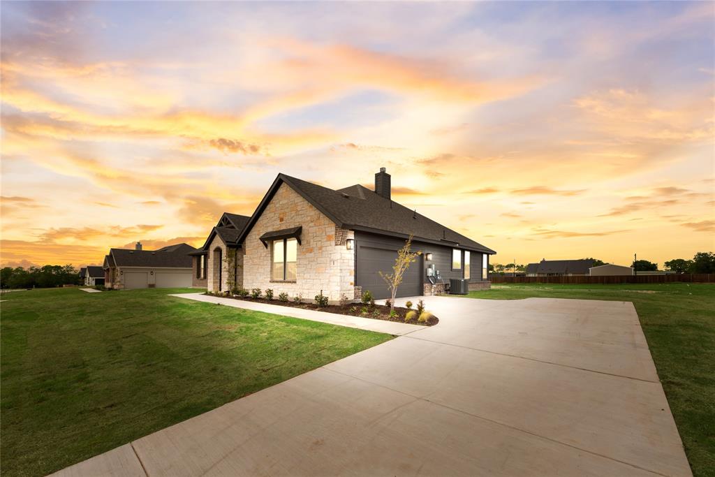 1 Louis Road Sherman, TX 75090 - Photo 2 of 40