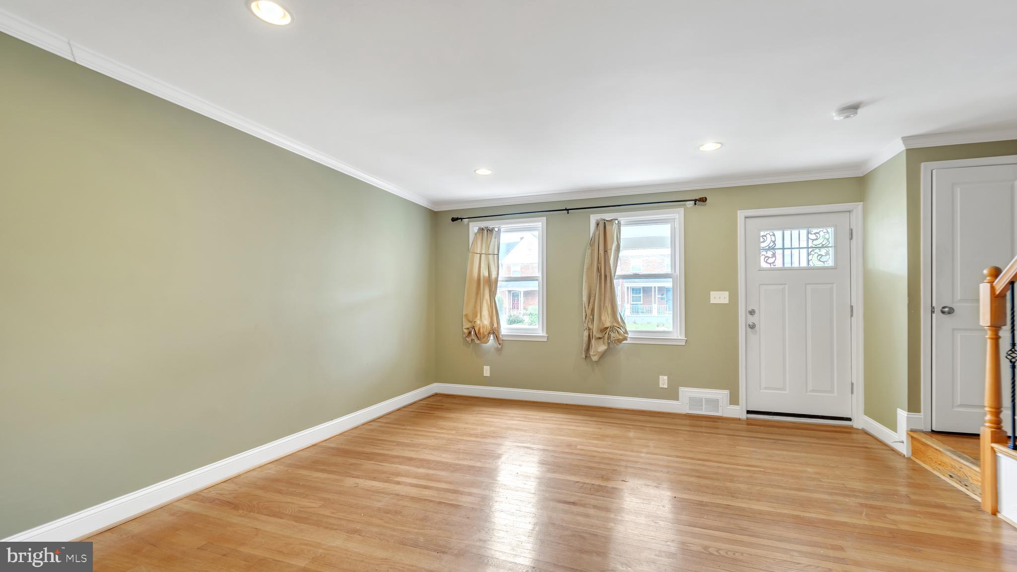 1340 Kitmore Road Baltimore, MD 21239 - Photo 4 of 30