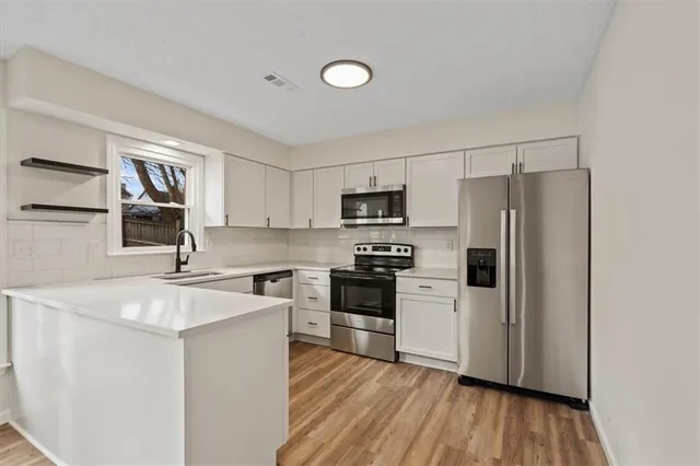 $375,000 | 15907 West 124th Terrace, Olathe, KS 66062