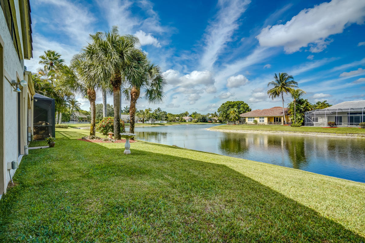 10608 Avenida Santa Ana Boca Raton, FL 33498 - Photo 20 of 41 10@Robert Fernandez