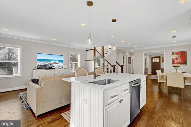 $935,000 | 11214 Midvale Road, Kensington, MD 20895