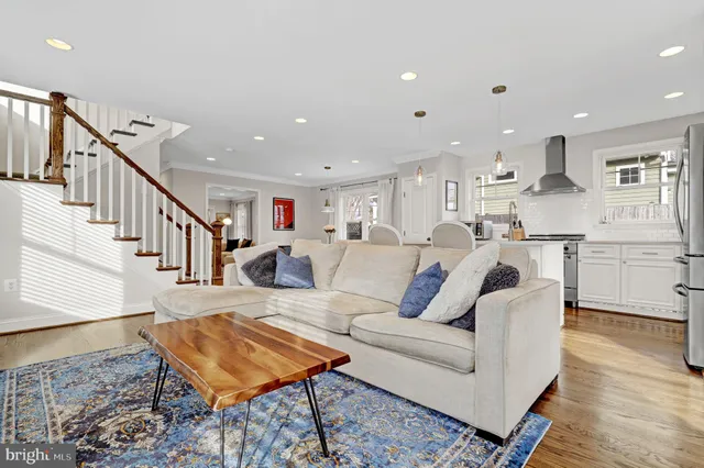 $935,000 | 11214 Midvale Road, Kensington, MD 20895