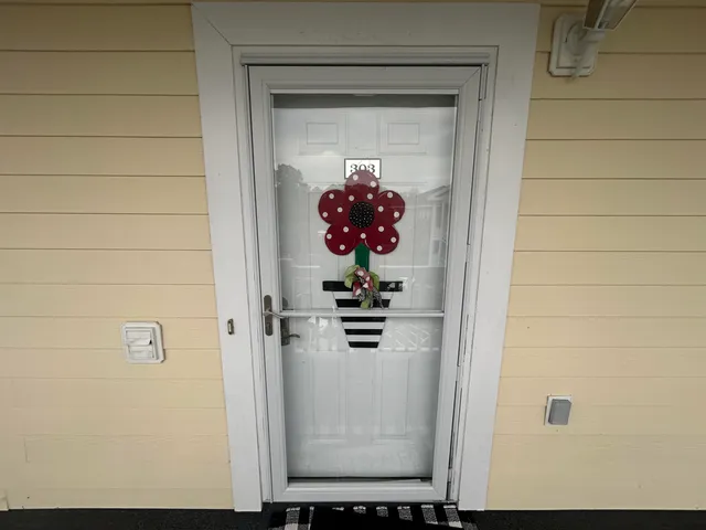 $178,900 | 4211 Hibiscus Drive, Unit 303, Little River, SC 29566