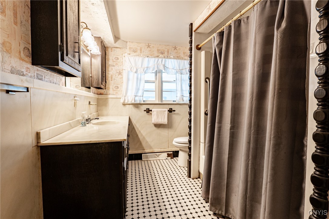 805 Valentine Avenue Rome, NY 13440 - Photo 17 of 28