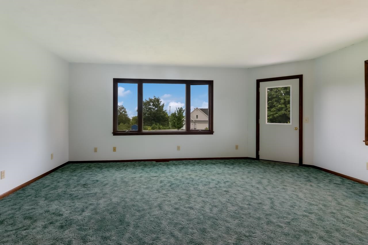 750 North Dumas Road Suttons Bay, MI 49682 - Photo 8 of 63