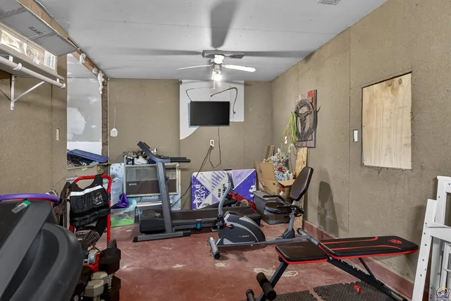 $204,900 | 202 Clements Drive, Holton, KS 66436