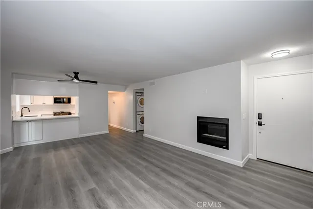 $419,900 | 26954 Flo Lane, Unit 345, Canyon Country, CA 91351