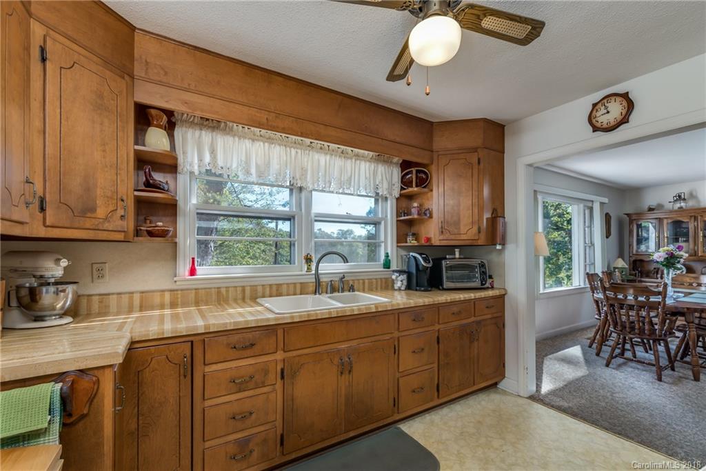 587 Big Hungry Road Flat Rock, NC 28731 - Photo 6 of 15 Gallery Image 6