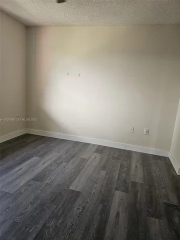 $2,000 | 4163 Haverhill Road, Unit 1209, West Palm Beach, FL 33417