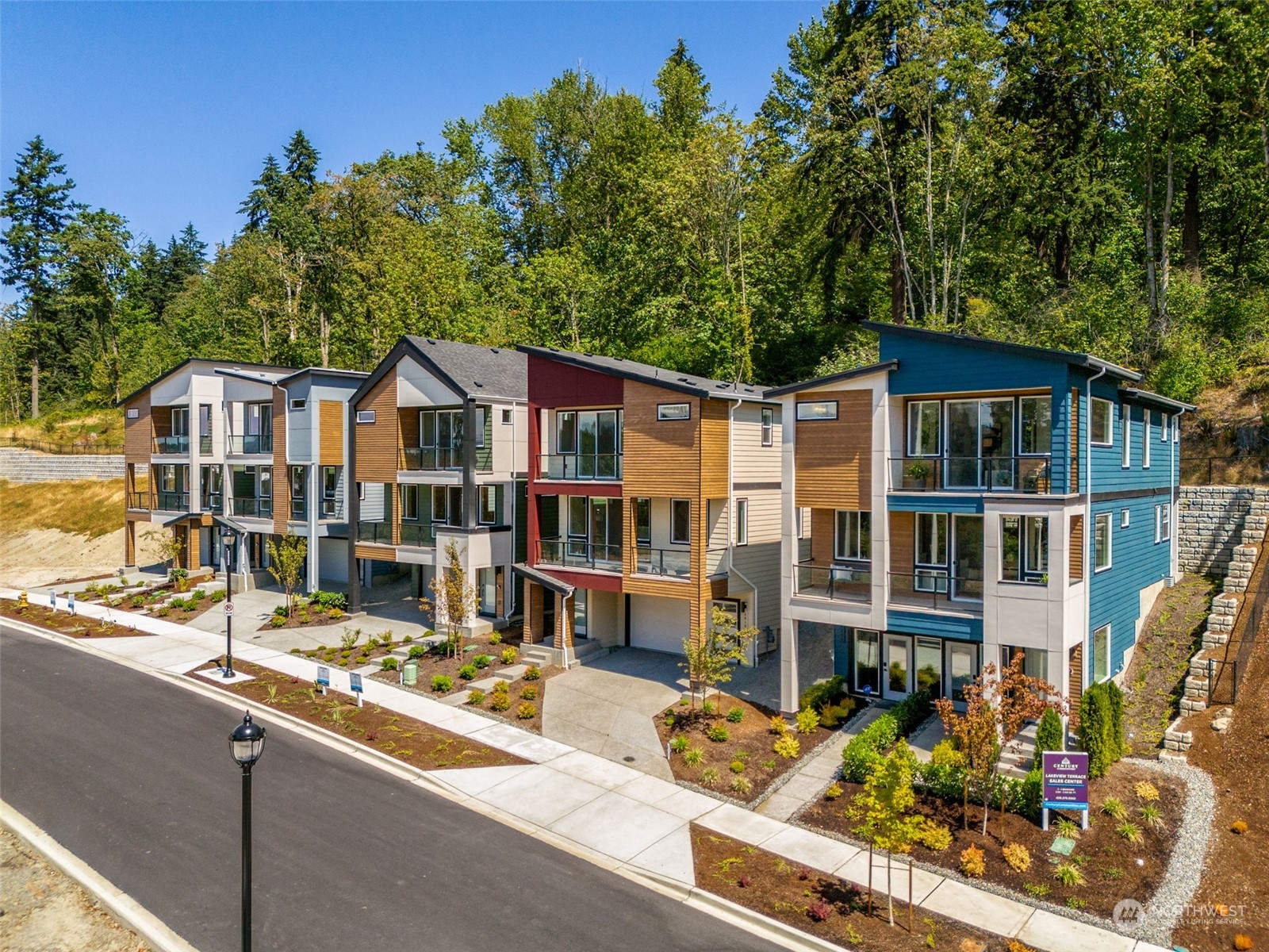 4157 Aberdeen Way Northeast Renton, WA 98056 - Photo 3 of 38 Gallery Image 3