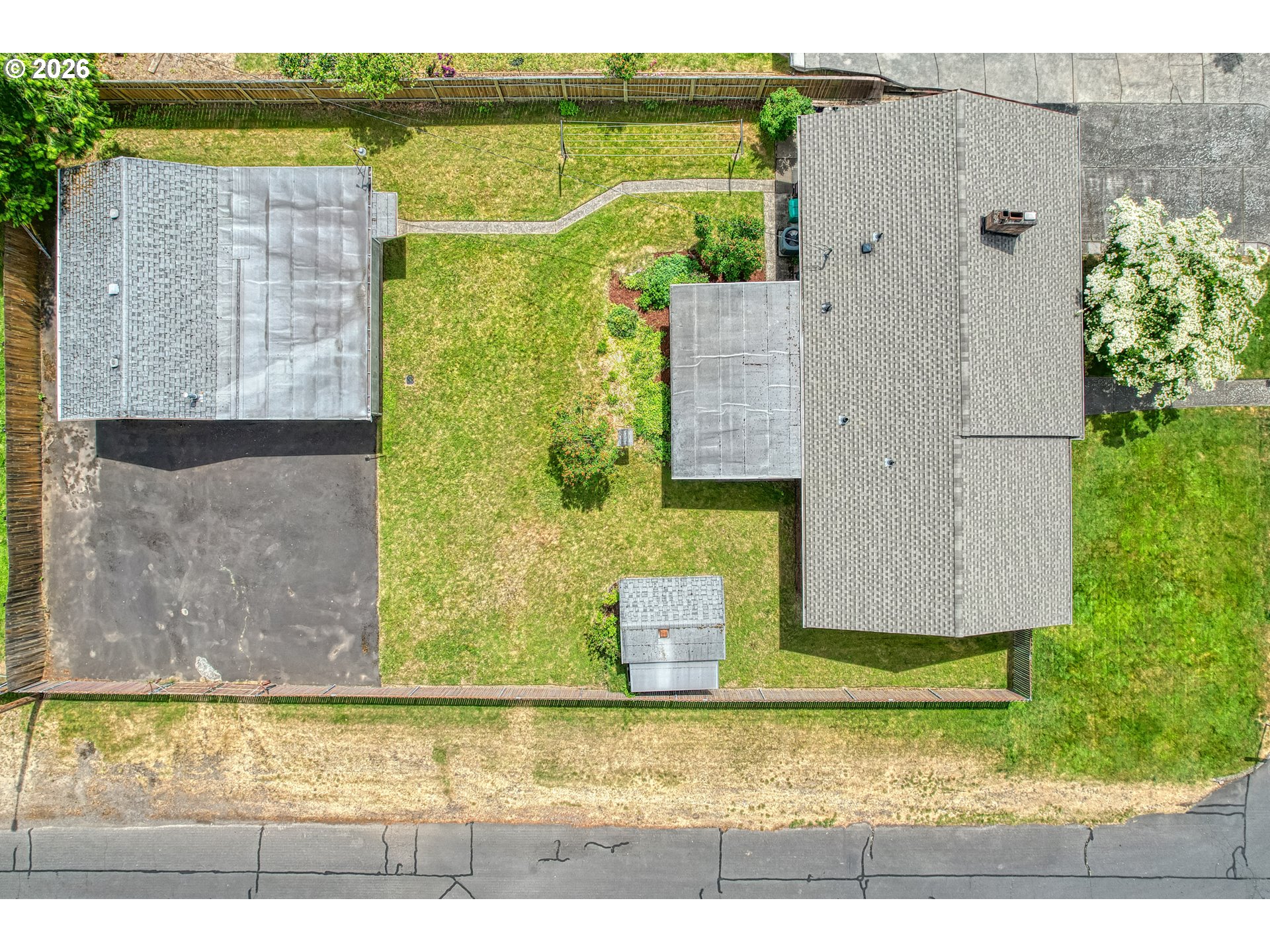 2012 Southeast 185th Avenue Portland, OR 97233 - Photo 26 of 27