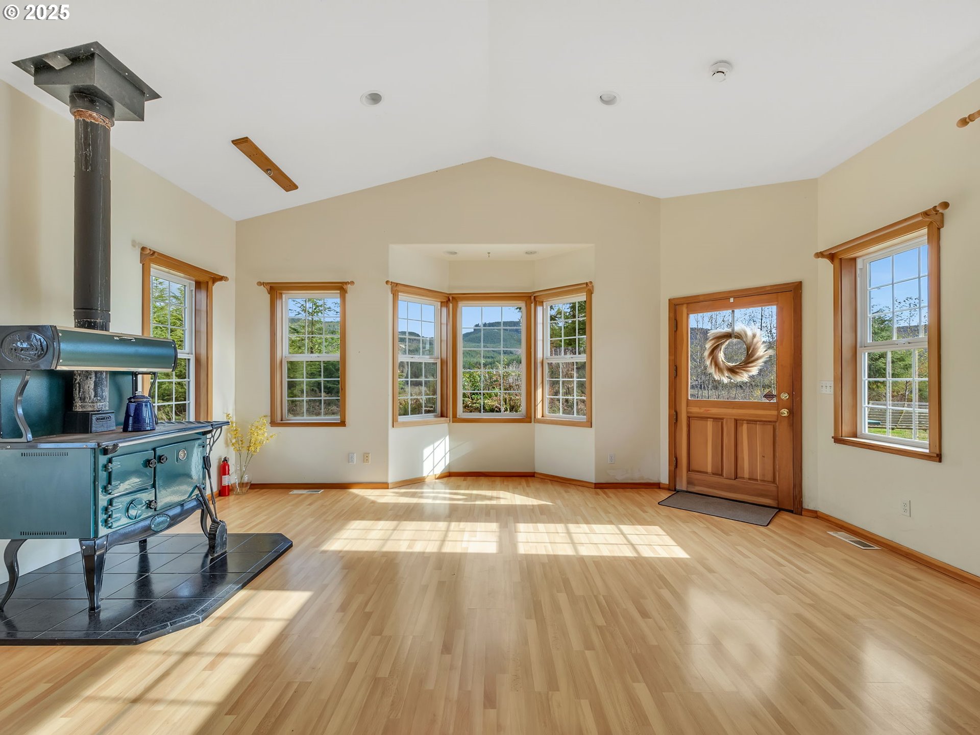 37555 Hauger Mountain Lane Seaside, OR 97138 - Photo 11 of 32 a living room with furniture and a window