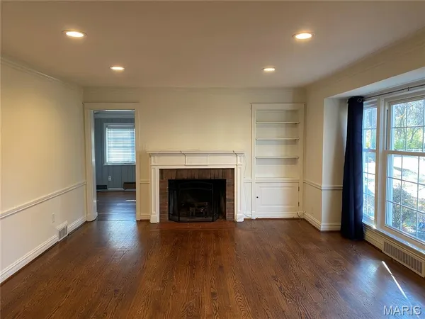 $4,125 | 8 Narragansett Drive, Ladue, MO 63124