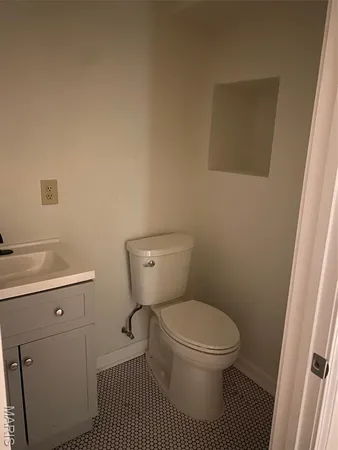 $4,125 | 8 Narragansett Drive, Ladue, MO 63124