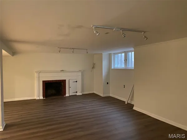 $4,125 | 8 Narragansett Drive, Ladue, MO 63124