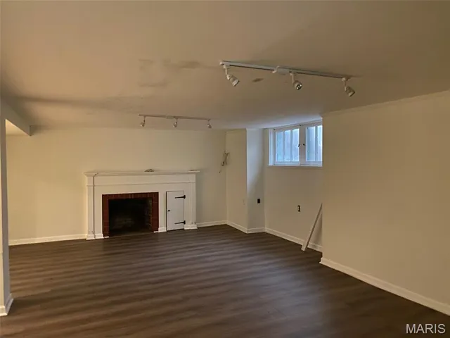 $4,125 | 8 Narragansett Drive, Ladue, MO 63124