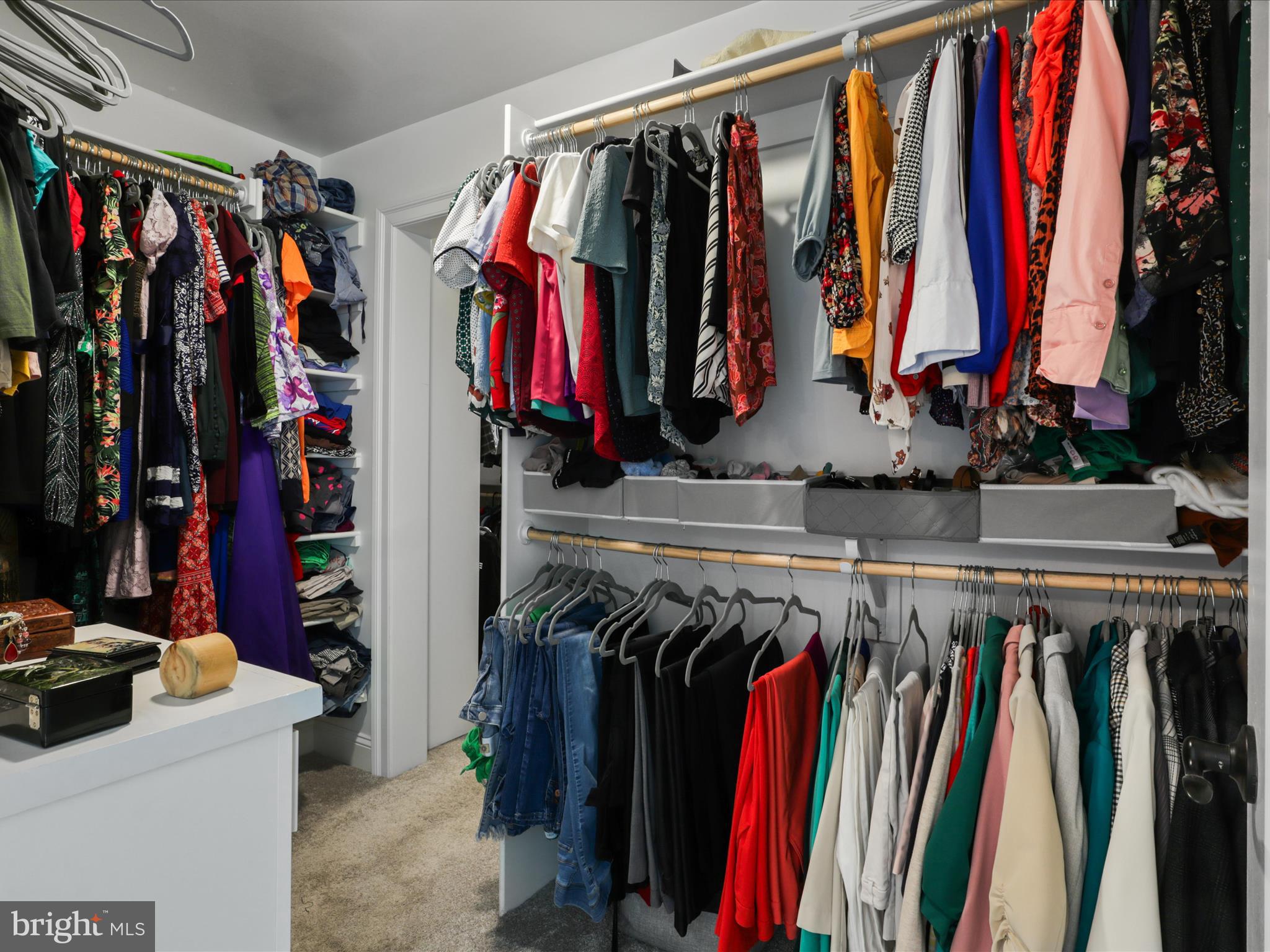 8254 Lees Ridge Road Warrenton, VA 20186 - Photo 32 of 60 Large walk in closet