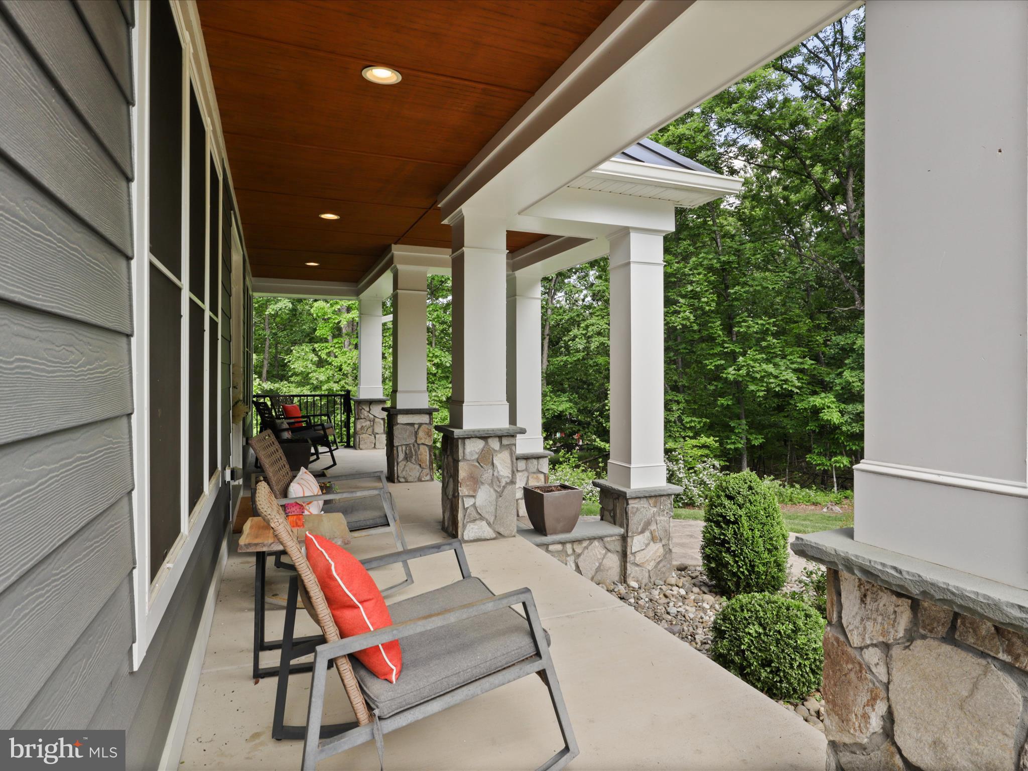 8254 Lees Ridge Road Warrenton, VA 20186 - Photo 5 of 60 Front porch