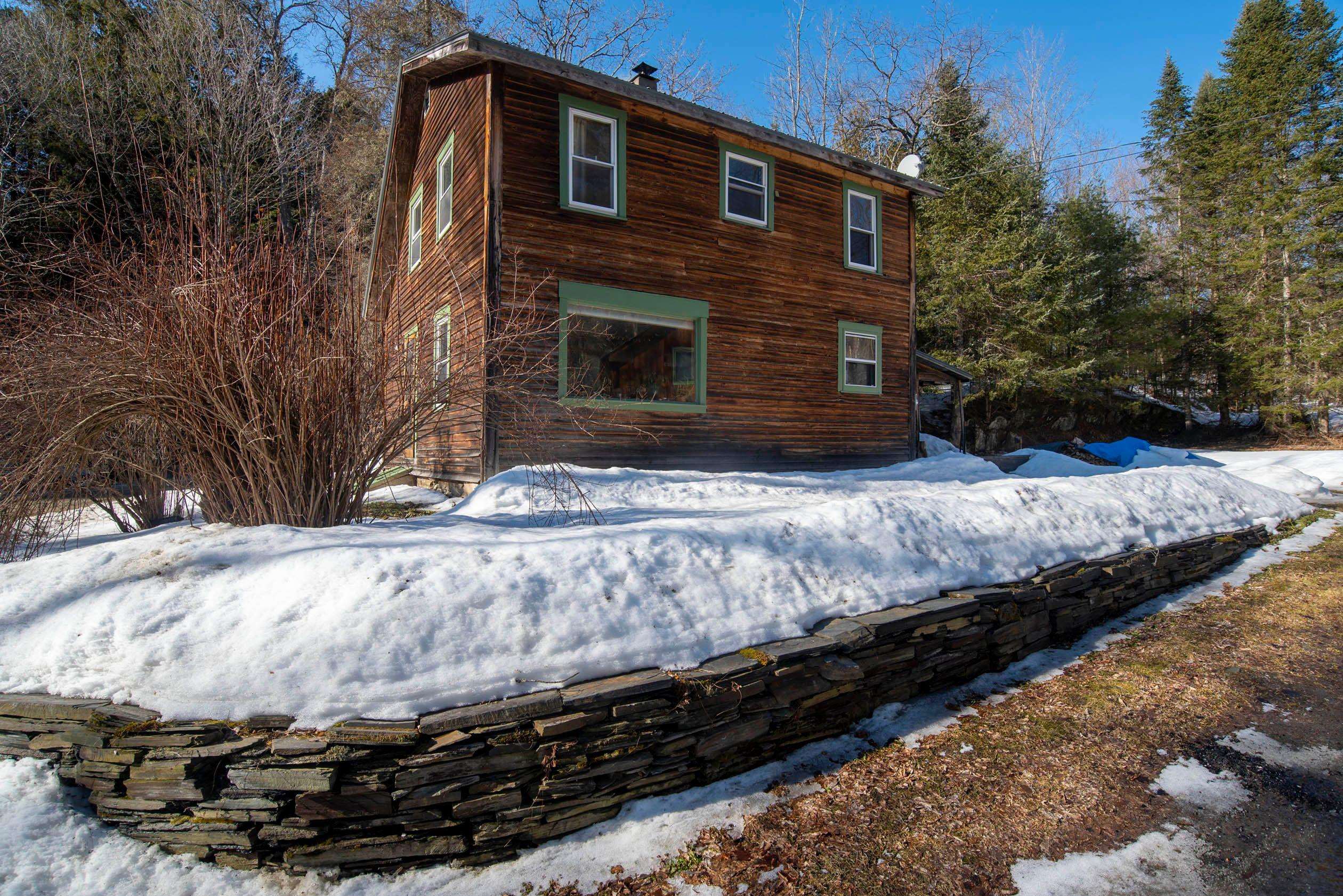 95 Pratt Road Worcester, VT 05682 - Photo 2 of 30