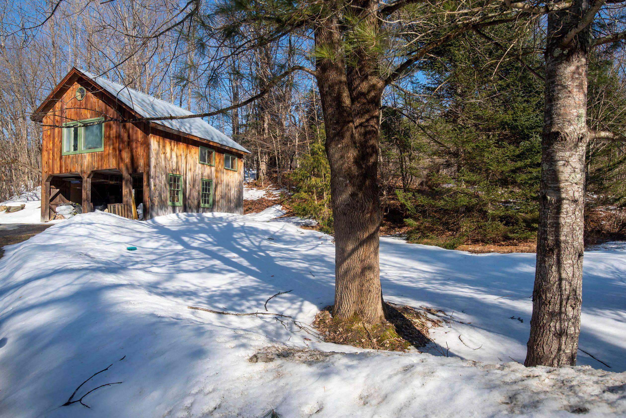 95 Pratt Road Worcester, VT 05682 - Photo 5 of 30