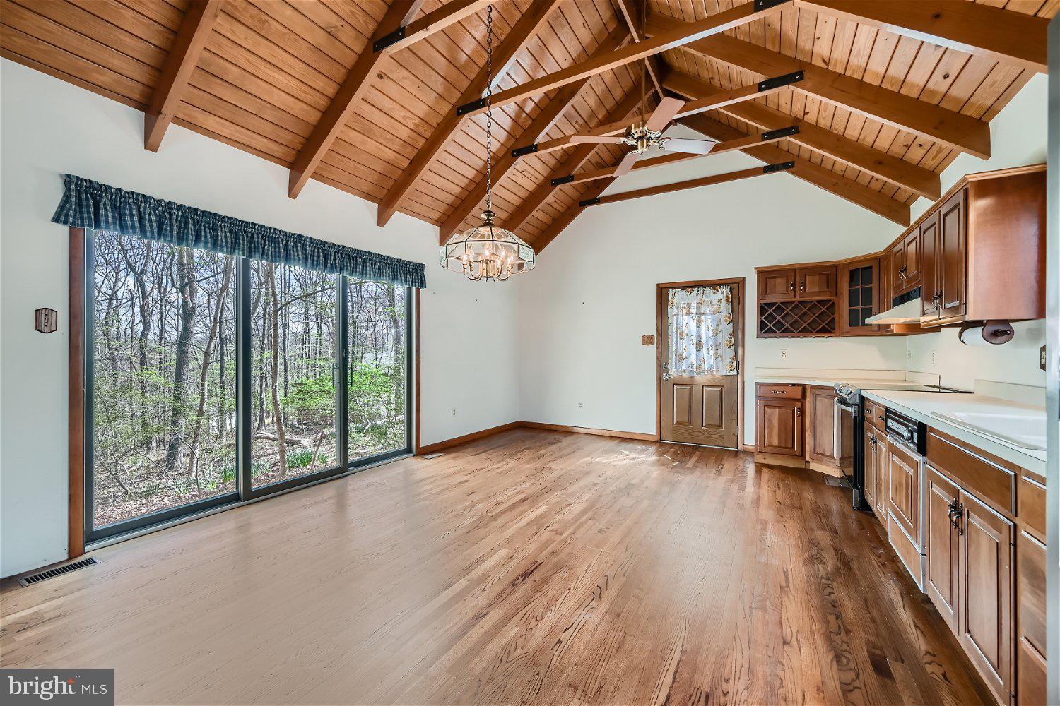 1488 Bollinger Road Westminster, MD 21157 - Photo 8 of 28 Gallery Image 8