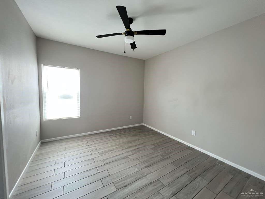 5701 Swallow Avenue, Unit 3 Mission, TX 78573 - Photo 5 of 8