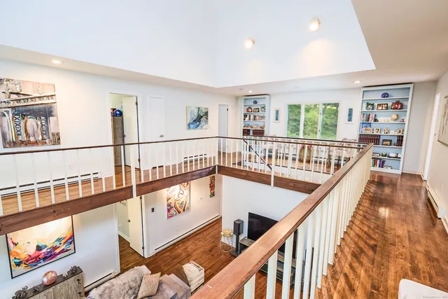 $1,100,000 | 191 Steep Hill Road, Weston, CT 06883