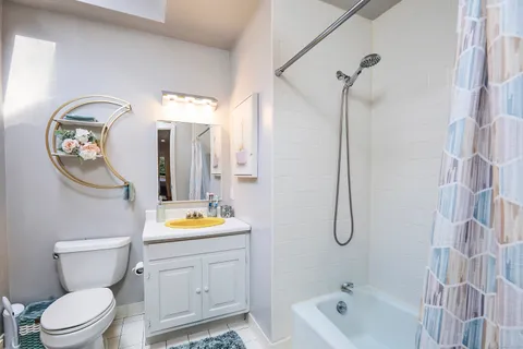 $1,100,000 | 191 Steep Hill Road, Weston, CT 06883