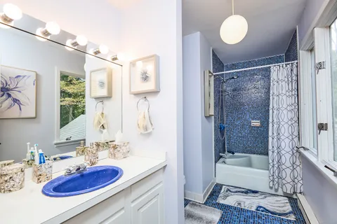 $1,100,000 | 191 Steep Hill Road, Weston, CT 06883