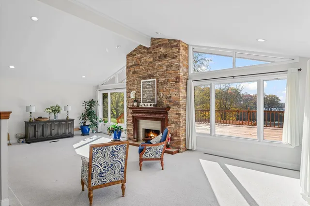 $574,900 | 120 Thornhill Drive, Danville, IL 61832