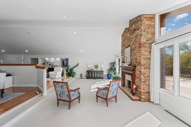 $574,900 | 120 Thornhill Drive, Danville, IL 61832