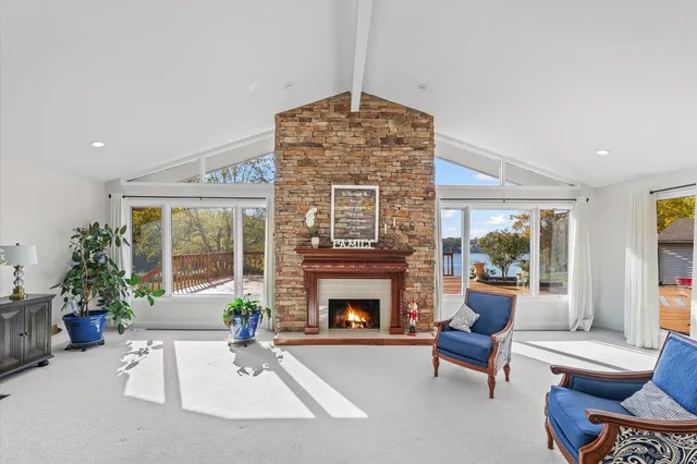 $574,900 | 120 Thornhill Drive, Danville, IL 61832