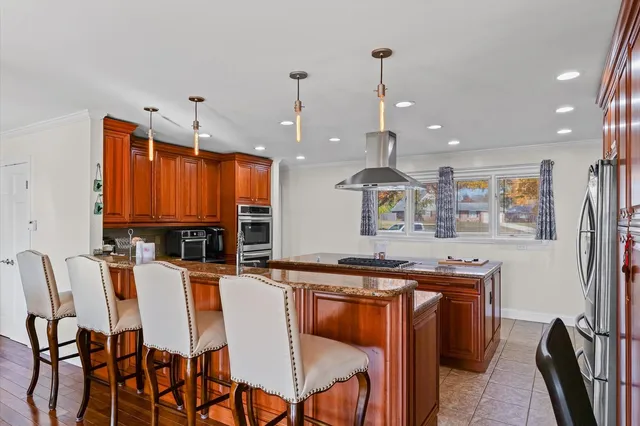 $574,900 | 120 Thornhill Drive, Danville, IL 61832