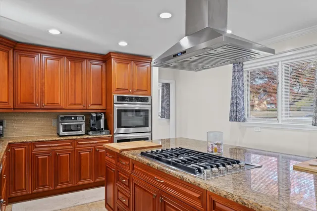 $574,900 | 120 Thornhill Drive, Danville, IL 61832