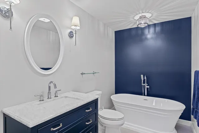 $574,900 | 120 Thornhill Drive, Danville, IL 61832