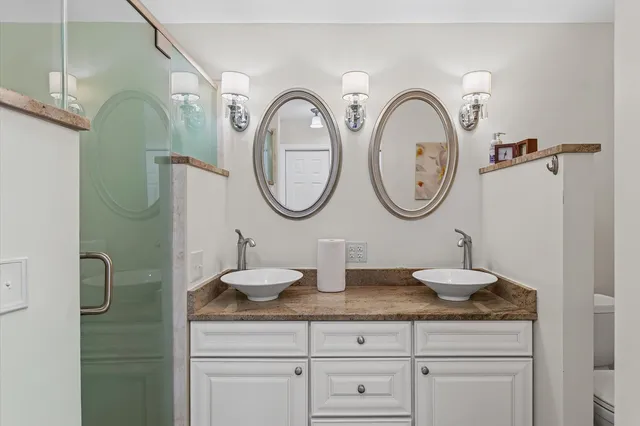 $574,900 | 120 Thornhill Drive, Danville, IL 61832