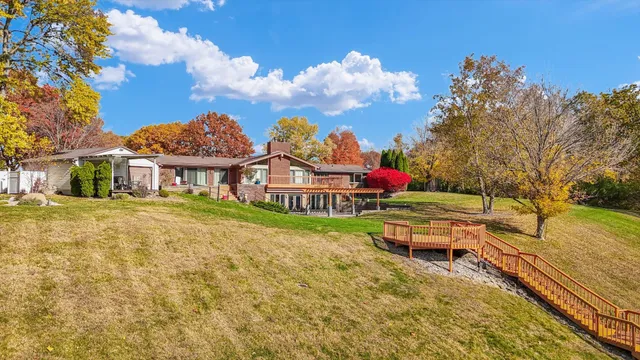 $574,900 | 120 Thornhill Drive, Danville, IL 61832