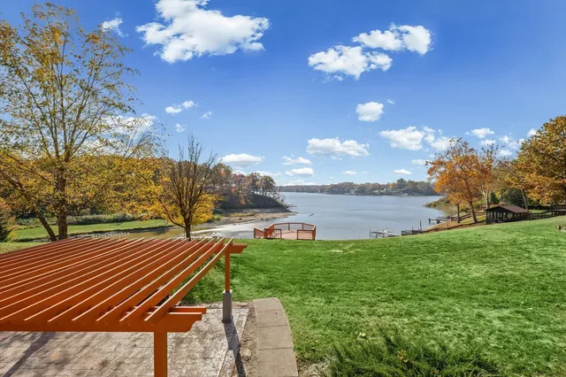 $574,900 | 120 Thornhill Drive, Danville, IL 61832