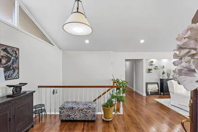 $574,900 | 120 Thornhill Drive, Danville, IL 61832