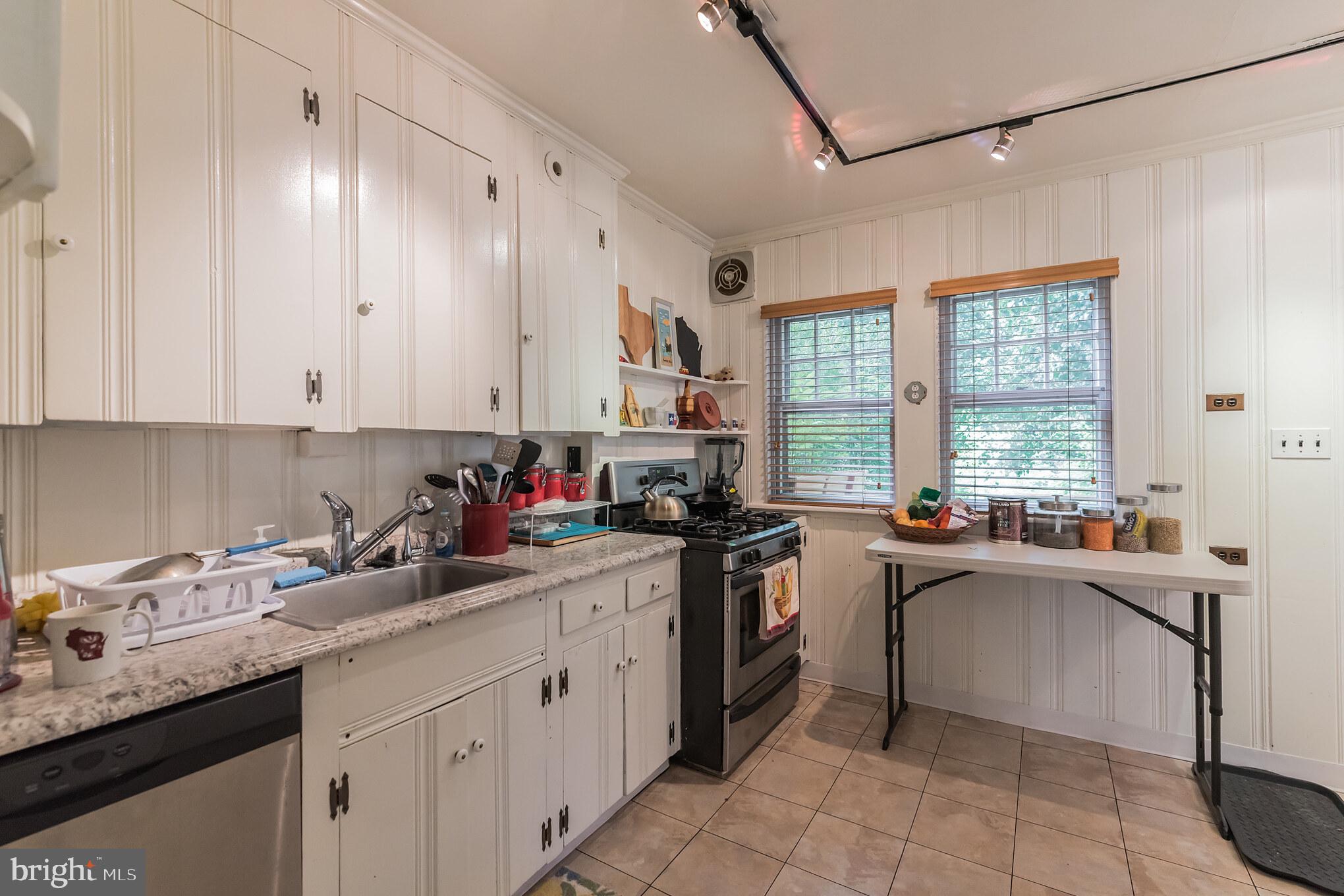 2944 Haverford Road Ardmore, PA 19003 - Photo 10 of 30