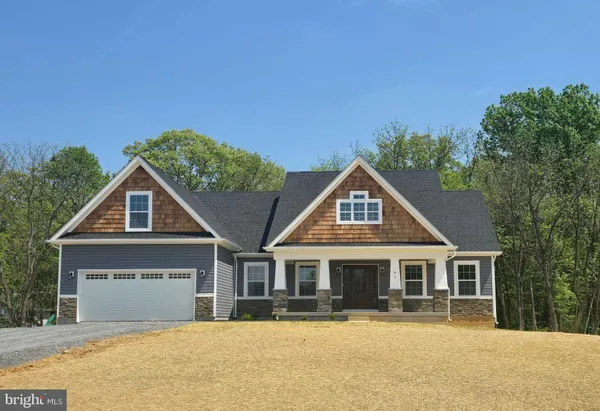 $649,999 | 31 Foxglove Lane, Kearneysville, WV 25430