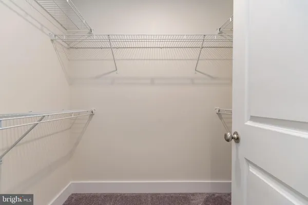 $649,999 | 31 Foxglove Lane, Kearneysville, WV 25430