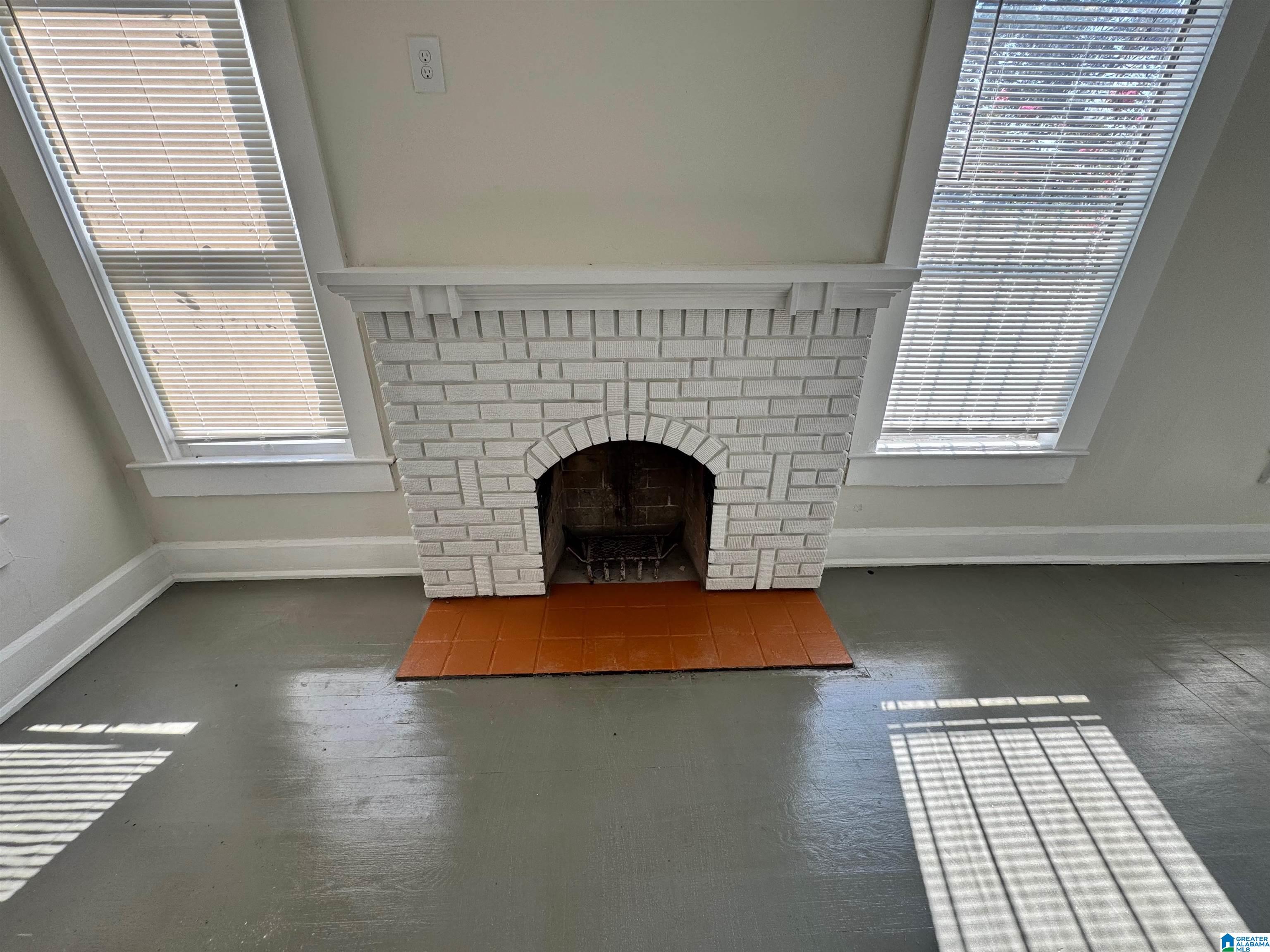 2725 23rd Street Southwest Birmingham, AL 35211 - Photo 6 of 26