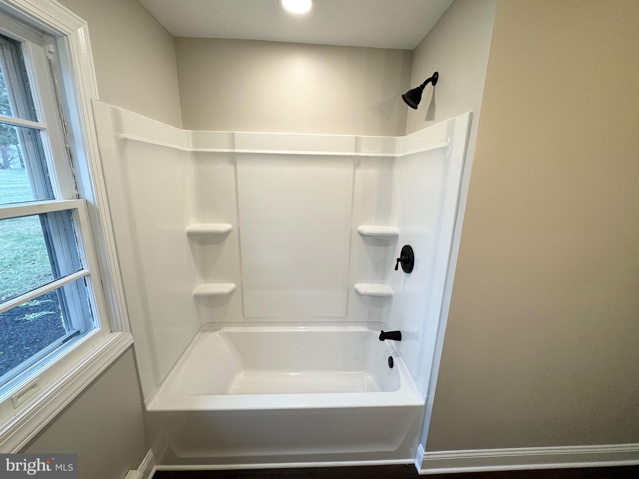 242 Reynolds Mill Road York, PA 17403 - Photo 12 of 36 Gallery Image 12