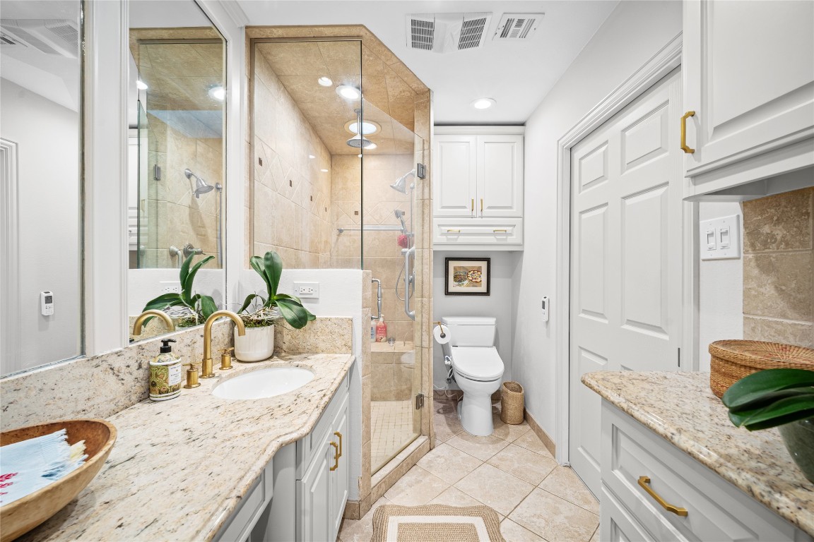 6206 Rutherglenn Drive Houston, TX 77096 - Photo 22 of 32