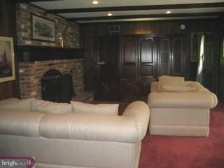 476 Stoneybrook Road Newtown, PA 18940 - Photo 4 of 6