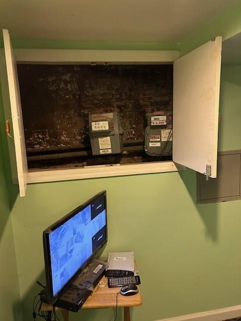 12 Pleasant Place Brooklyn, NY 11233 - Photo 9 of 12 a room with a fireplace